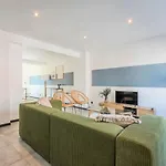 House 4bed 2bath With Garden And Private Parking. 게스트하우스 라 마들렌