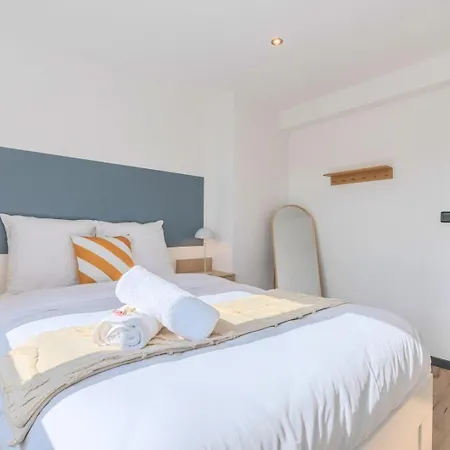 House 4bed 2bath With Garden And Private Parking. 4* La Madeleine (Nord)