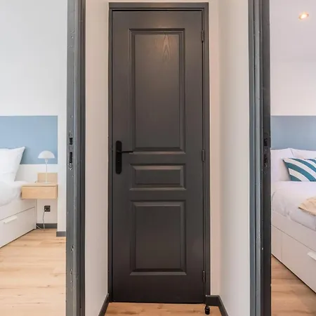 Penzion House 4bed 2bath With Garden And Private Parking.