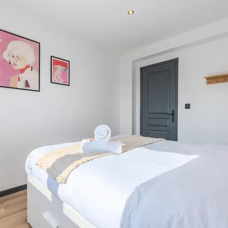 House 4bed 2bath With Garden And Private Parking. Penzion La Madeleine (Nord)