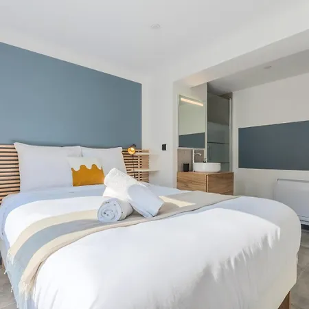 House 4bed 2bath With Garden And Private Parking. 4*